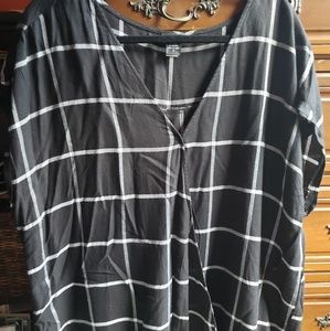 Torrid black and white cross front top